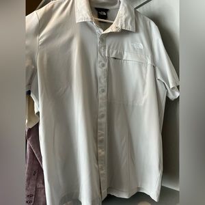 North face button up short sleeve. Worn once.